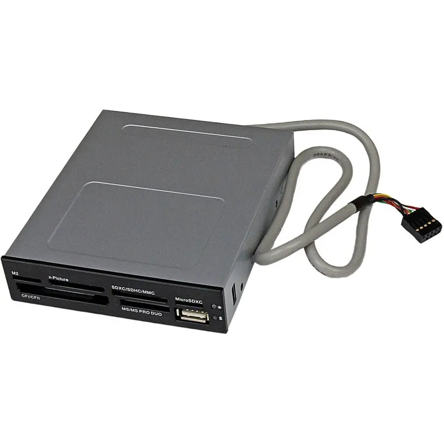 StarTech.com 3.5in Front Bay 22-in-1 USB 2.0 Internal Multimedia Card Reader - Black