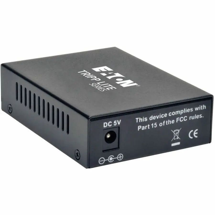 Eaton Tripp Lite Series Gigabit Multimode Fiber to Ethernet Media Converter, 10/100/1000 SC, 550 m, 850 nm