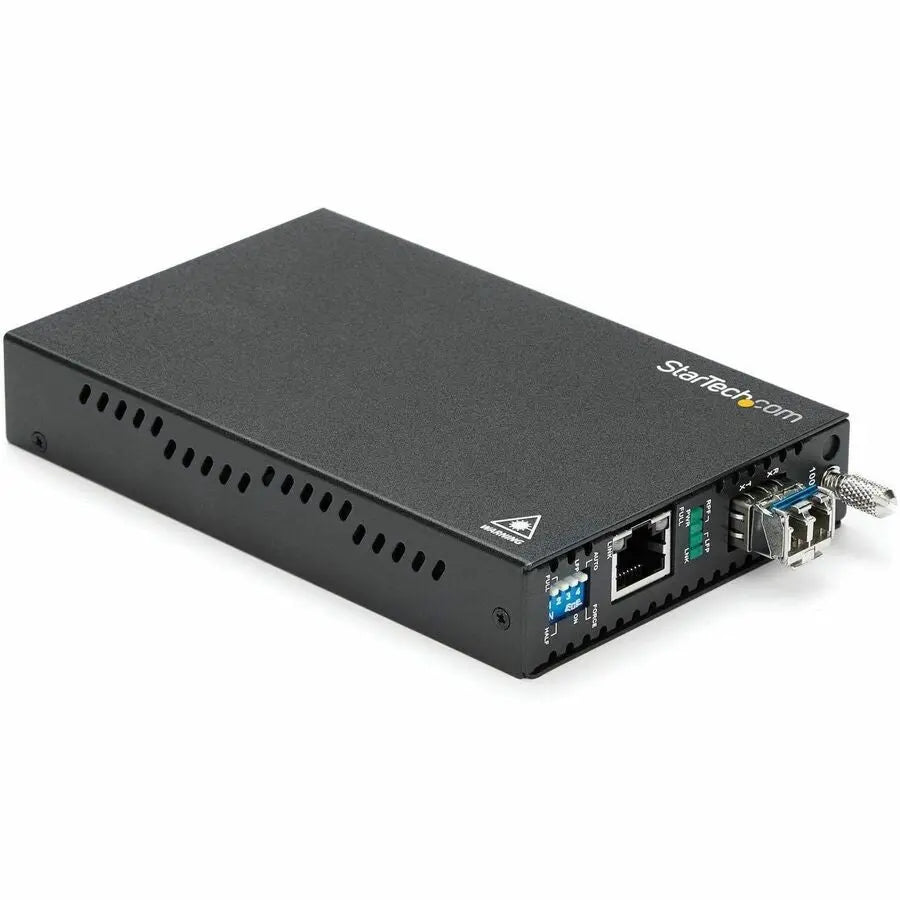 StarTech.com Gigabit Ethernet Copper-to-Fiber Media Converter - SM LC, 20 km