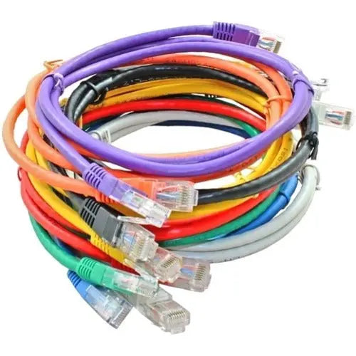 Axiom Memory Solutions 8ft CAT5e 350MHz Patch Cable with Molded Boot, Green