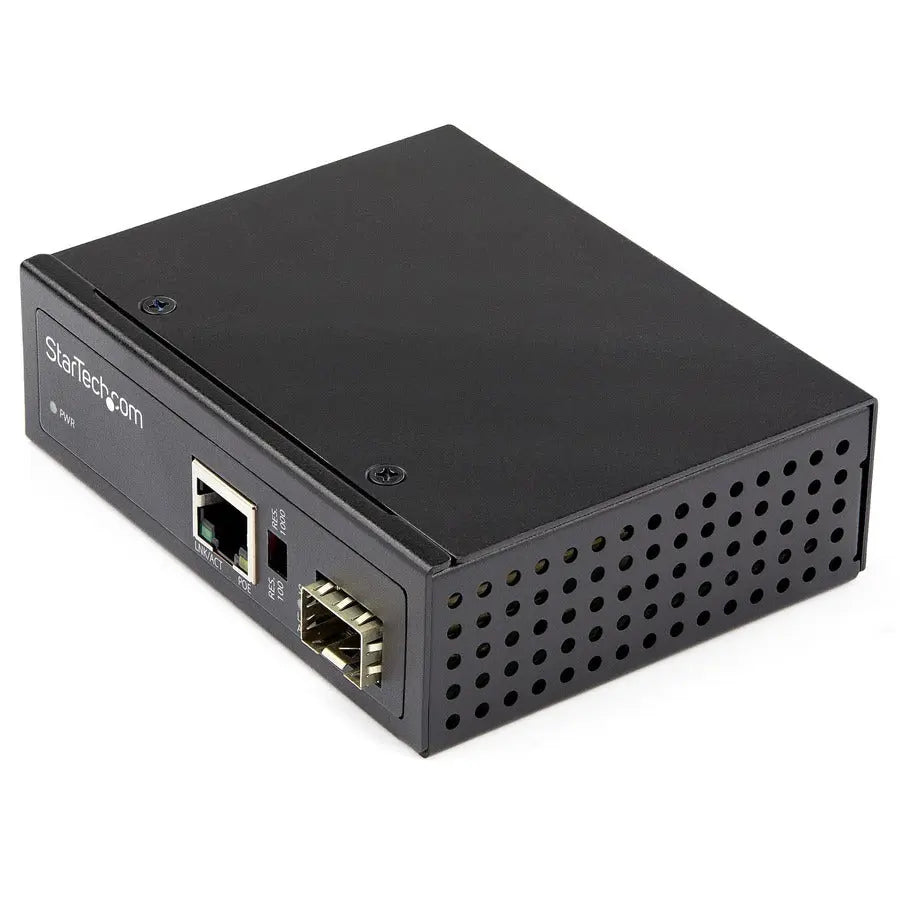 StarTech.com IMC1GSFP60W PoE+ Industrial Fiber to Ethernet Media Converter with SFP Slot
