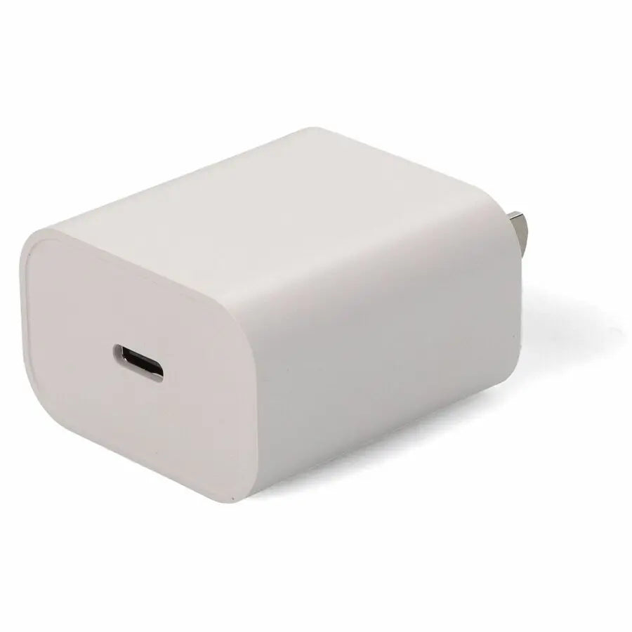 AddOn USAC2USBC20WW Wall Plug to USB-C 3.1 Charger - 20W, White