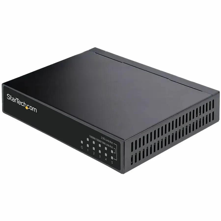 StarTech.com DS52000 Unmanaged 2.5G Ethernet Switch, 5 Ports, Metal Housing, Wall Mountable by STARTECH.COM
