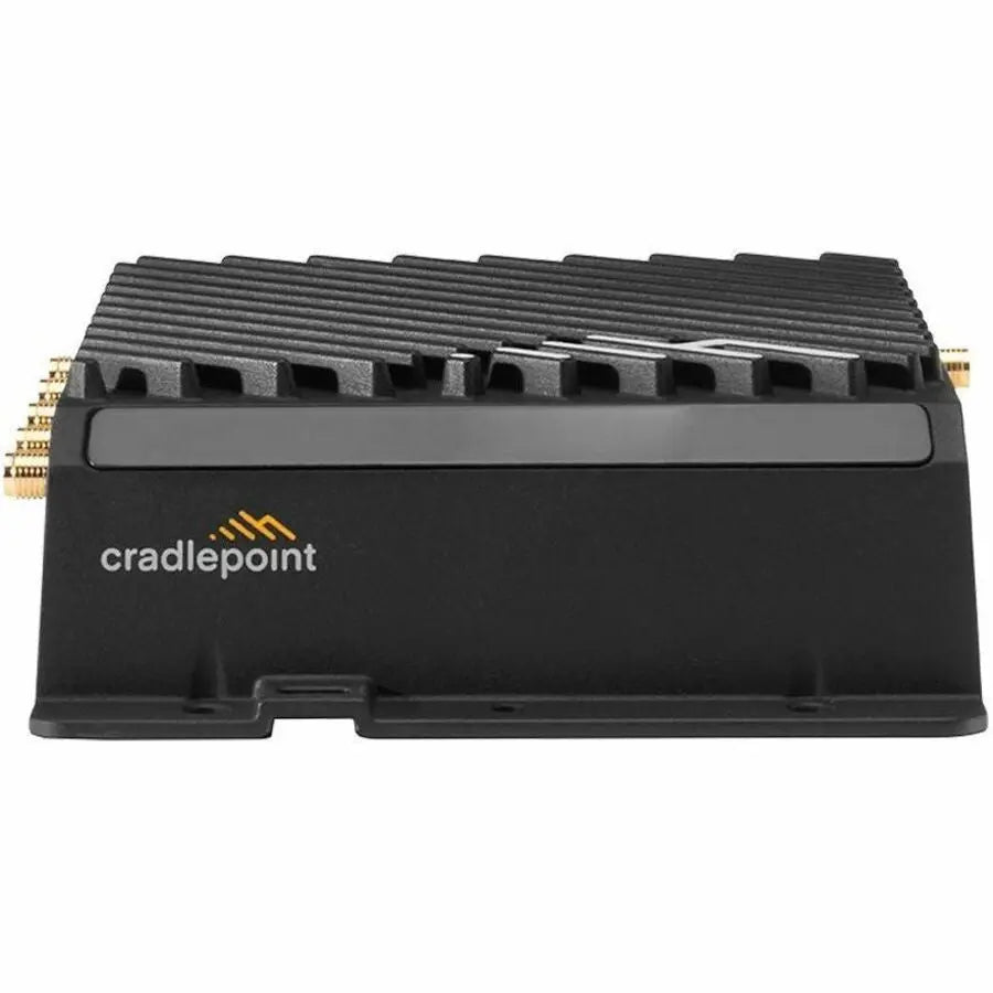 CradlePoint ERICSSON MA03-0920-C7B-GA R920 Ruggedized LTE Router for Vehicle and IoT Connectivity
