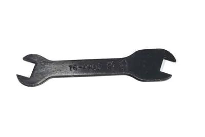 V-Twin Wrench Tool 5/8 inch x 11/16 inch Black Zinc - OEM Cross 11815-26 by V-Twin