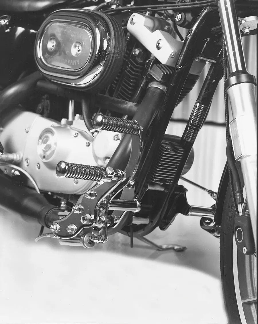 V-Twin Daniel Boone Forward Control Kit Chrome for Harley Davidson XL (1979-1983) by V-Twin