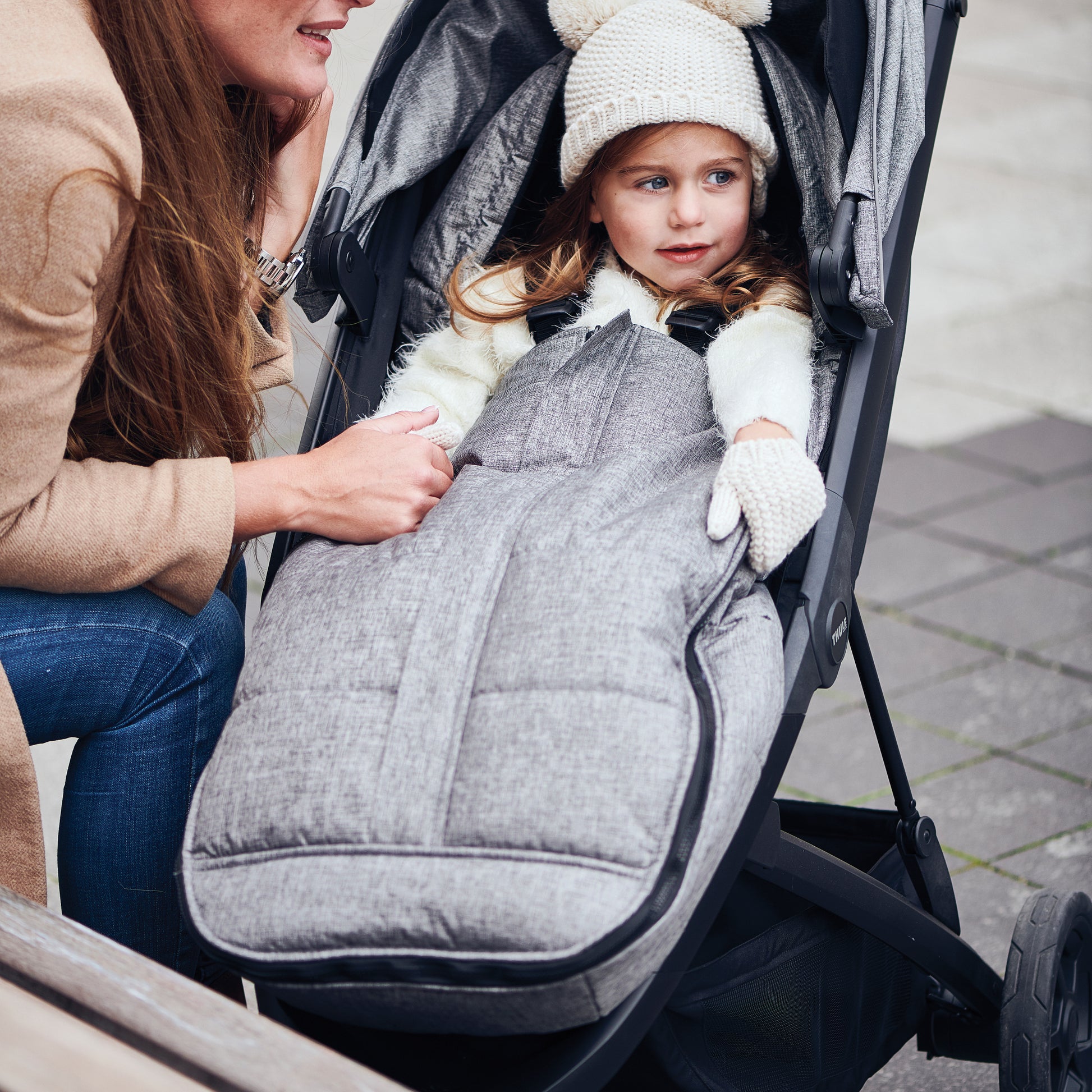 Thule Spring Stroller in Blue - Lightweight and Compact Baby Travel Solution