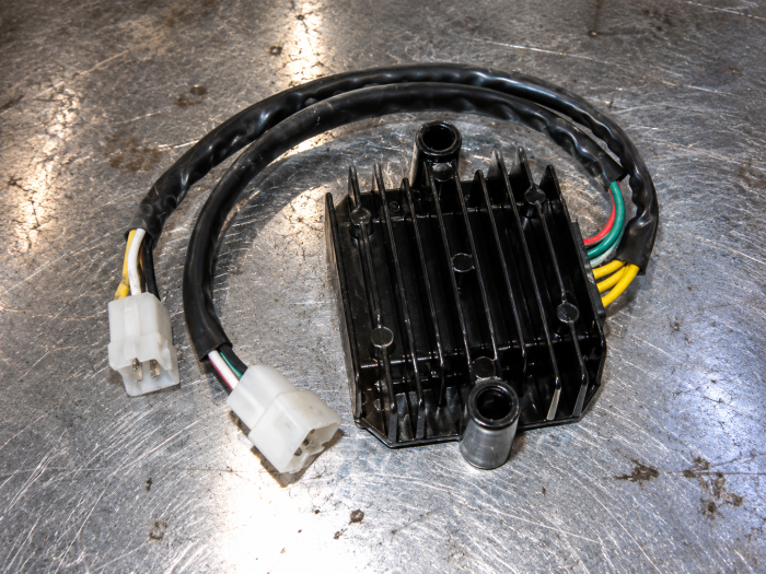 RICK'S 14-133 Lithium-Compatible Rectifier Regulator