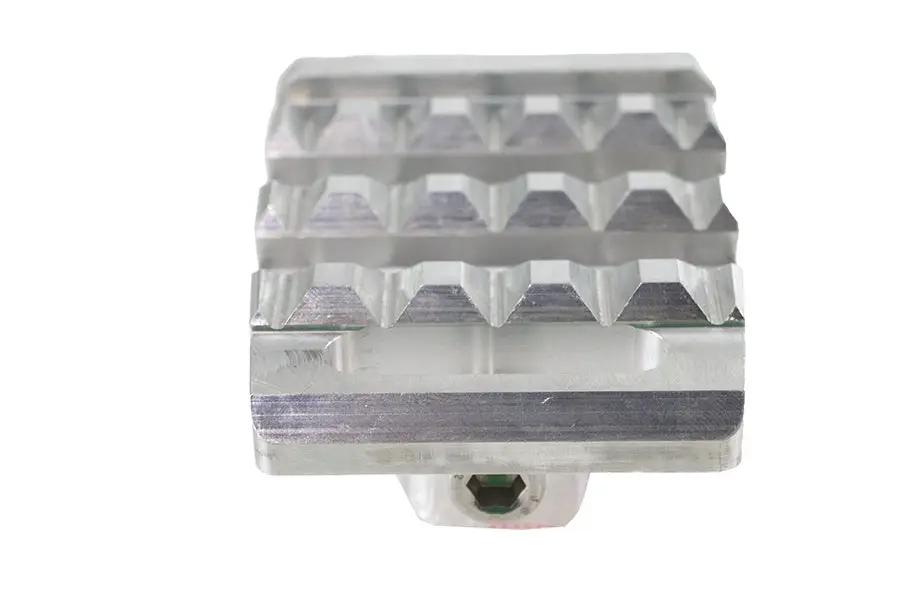 V-Twin Bronx Passenger Footpeg Set Chrome – Part Number 78940C by V-Twin