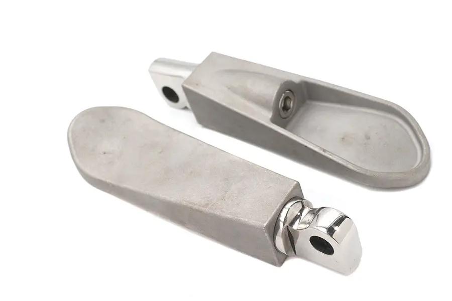 V-Twin Chrome Spoon Footpeg Set with 1/2 Inch-20 Threads and Zinc Mount Block Bolt by V-Twin