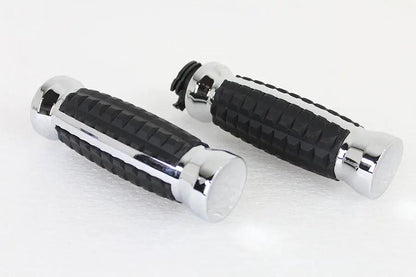 Wyatt Gatling Alligator Style Throttle by Wire Grip Set Chrome for Harley Davidson FLT (2008-2017) by Wyatt Gatling