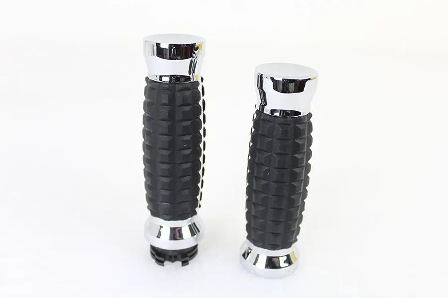 Wyatt Gatling Alligator Style Throttle by Wire Grip Set Chrome for Harley Davidson FLT (2008-2017) by Wyatt Gatling