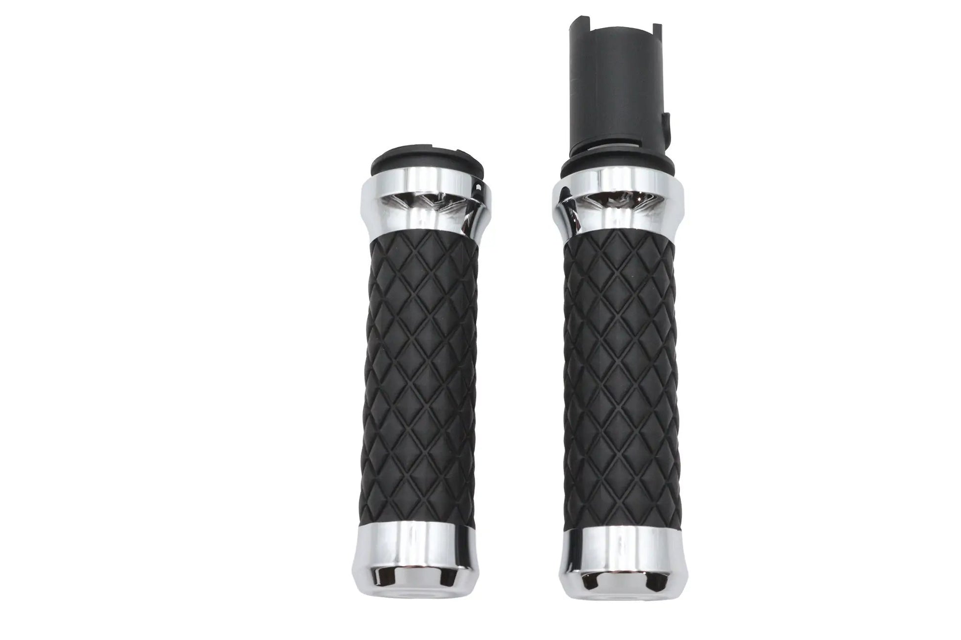 V-Twin Argyle Style Grip Set in Chrome for Harley Davidson Touring Models by V-Twin