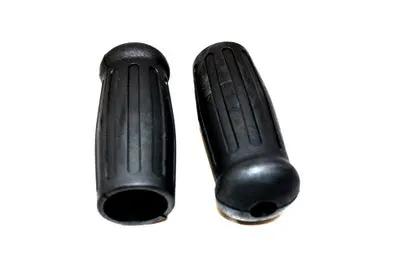 V-Twin Replica Short Stock Grips for Harley Davidson 1935-1944 UL and VL Models by V-Twin