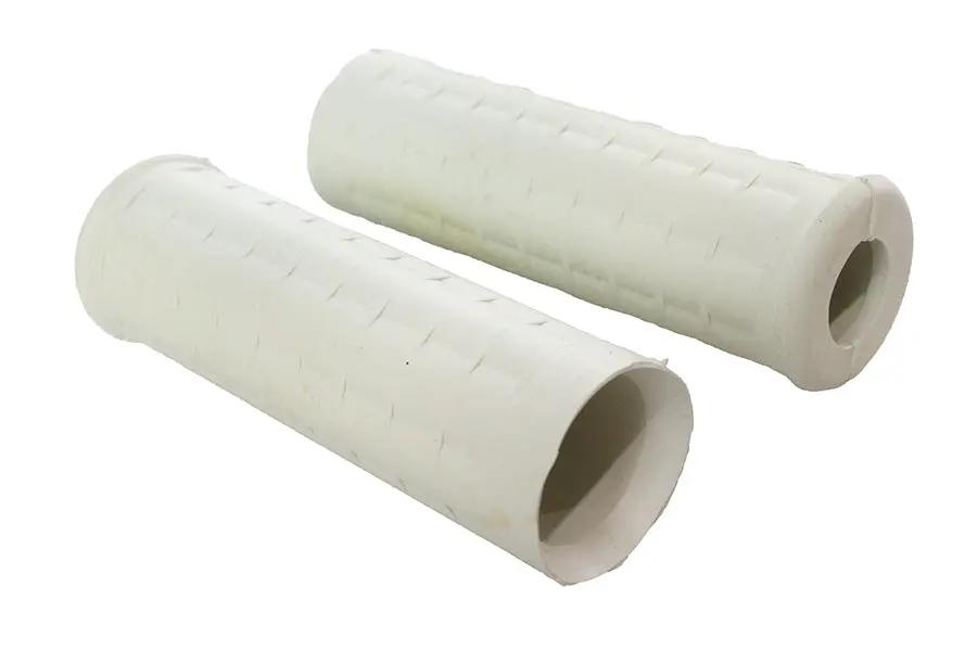 Wyatt Gatling Replica White Waffle Style Grip Set with Plug Hole – Fits Harley Davidson Motorcycles by Wyatt Gatling