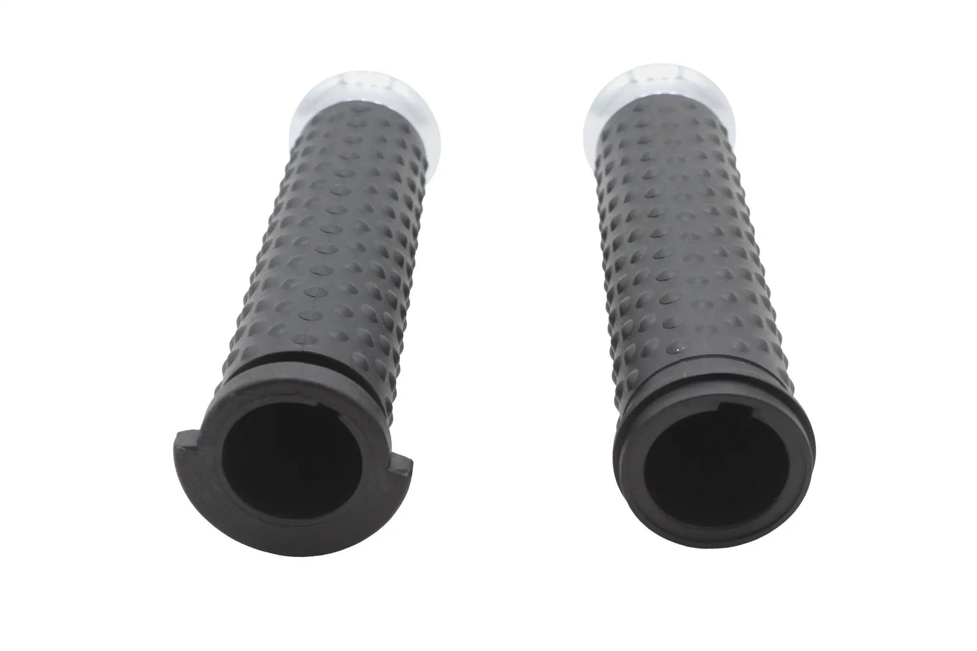 Wyatt Gatling Deluxe Grip Set Chrome for Harley Davidson FLT Models (2011-2017) by Wyatt Gatling