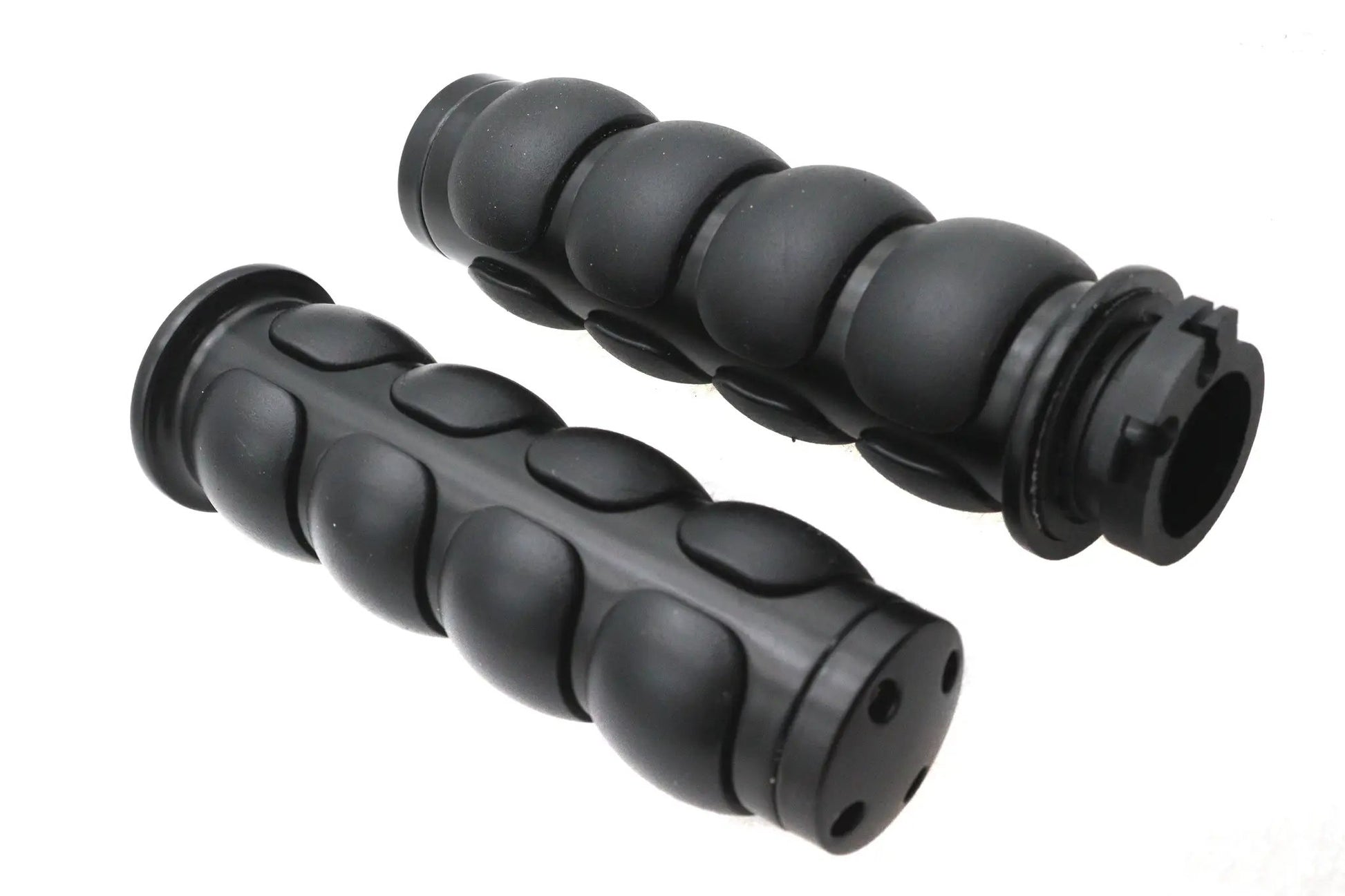 Ultima Cushioned Grip Set with Black Ends - Part Number 35-201 by Ultima