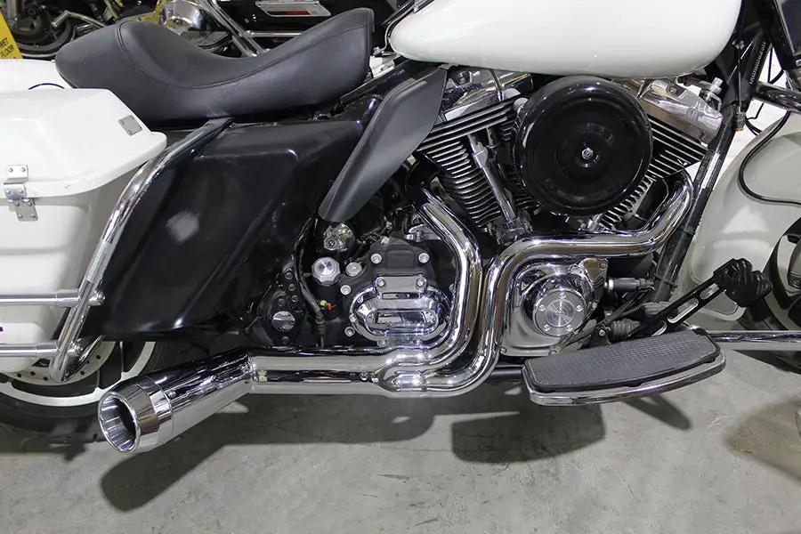 V-Twin FLT Offset Megaphone 2:1 Exhaust System for Harley Davidson FLT 2006-2015 by V-Twin