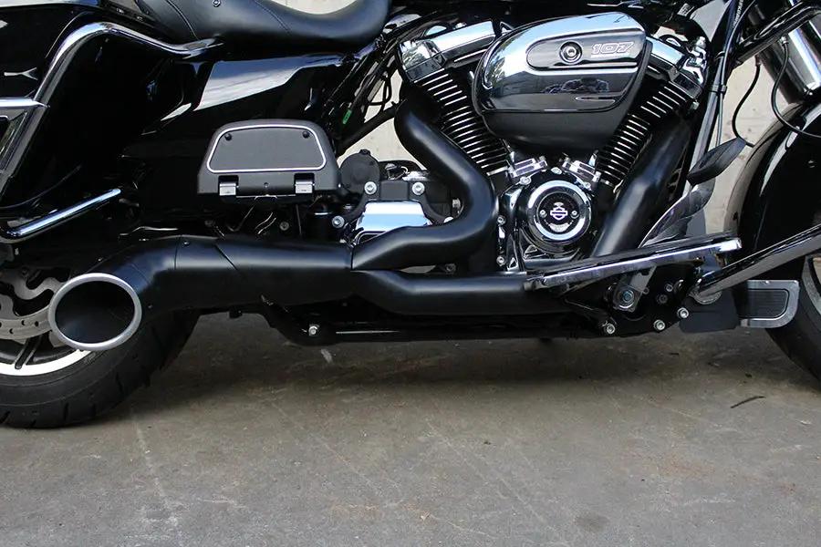V-Twin M8 2:1 Exhaust Header Set Black for Harley Davidson FLT Models by V-Twin