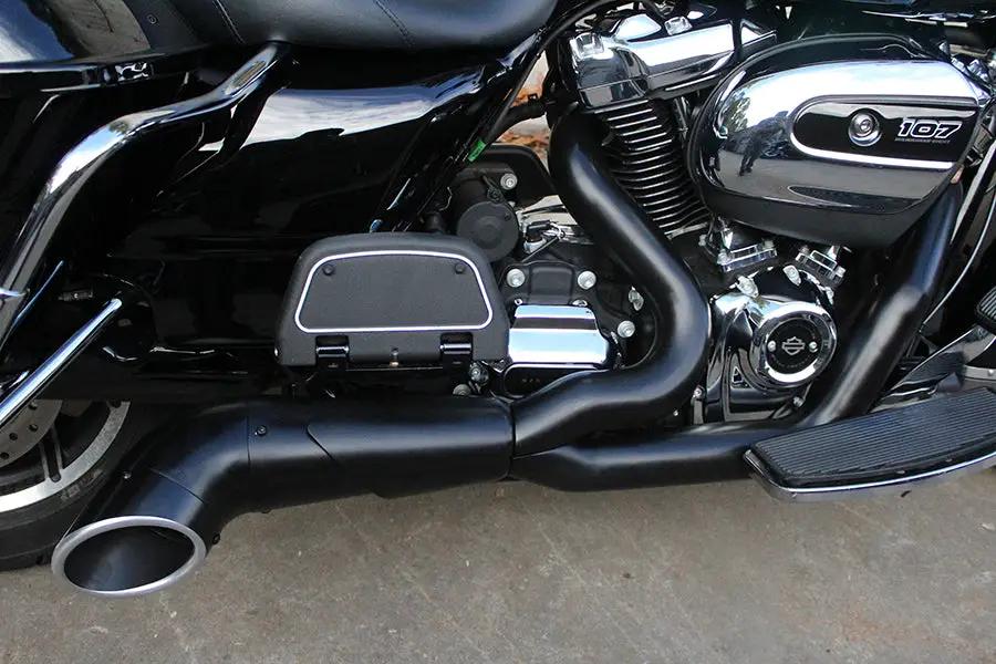 V-Twin M8 2:1 Exhaust Header Set Black for Harley Davidson FLT Models by V-Twin