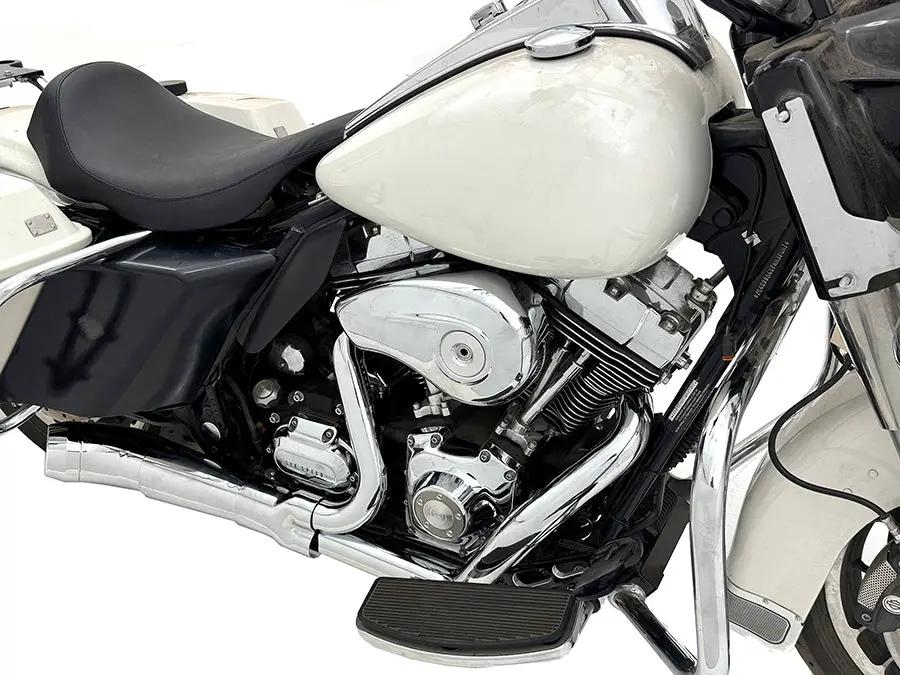 V-Twin Cyclone 1-3/4 inch 2 into 1 Chrome Exhaust Header Set for Harley Davidson FXST by V-Twin