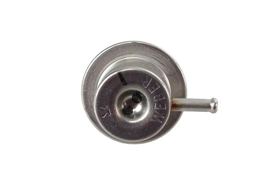 Standard Motor Products MC-FPR1 EFI Fuel Pressure Regulator for Harley Davidson FLHTCI and FLHRI (Up to 300 KPA) by Standard Motor Products