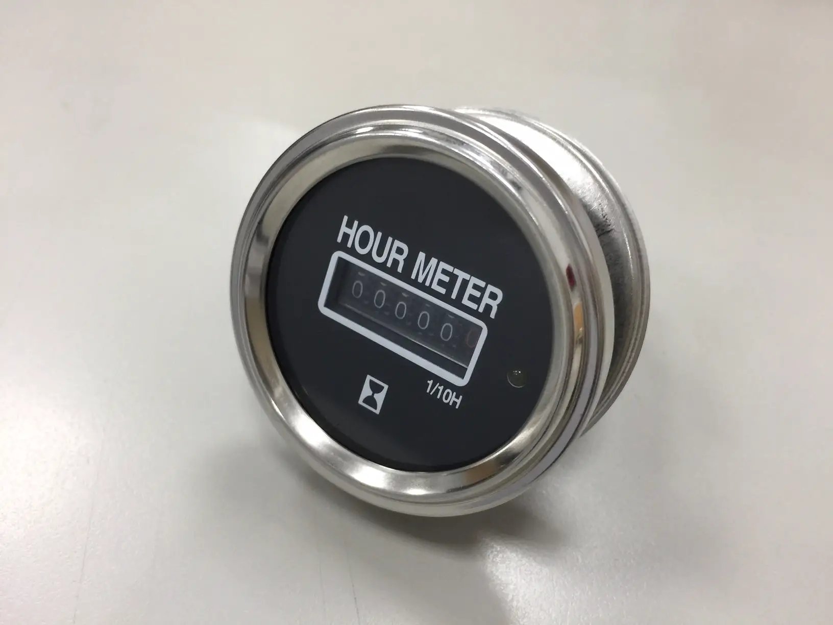 Volt Tech Hobbs Hour Meter Universal Part 78023 - 12 Volt 2 Cylinder Applications by Volt Tech