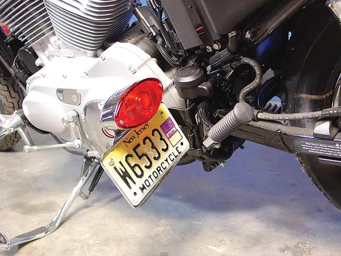V-Twin Chrome Cateye Tail Lamp Kit for Harley Davidson XL (2004-2013) - Horizontal Mount by V-Twin
