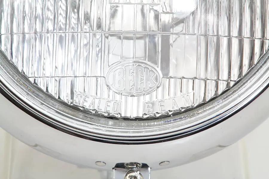 Wyatt Gatling 7 Inch Headlamp Assembly Chrome for Harley Davidson FLST Models by Wyatt Gatling