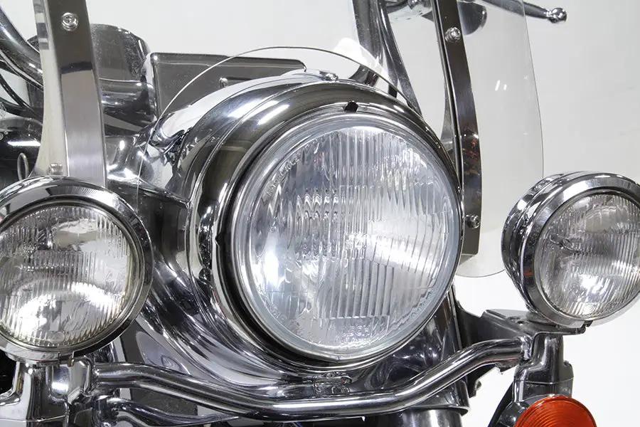 Wyatt Gatling 67712-83A Outer Headlamp Trim Rim Chrome for Harley Davidson FLT (1983-1992) by Wyatt Gatling