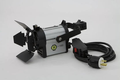 Wyatt Gatling DTW300 150 Watt Tungsten Light for Studio Photography by Wyatt Gatling