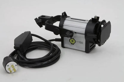 Wyatt Gatling DTW300 150 Watt Tungsten Light for Studio Photography by Wyatt Gatling