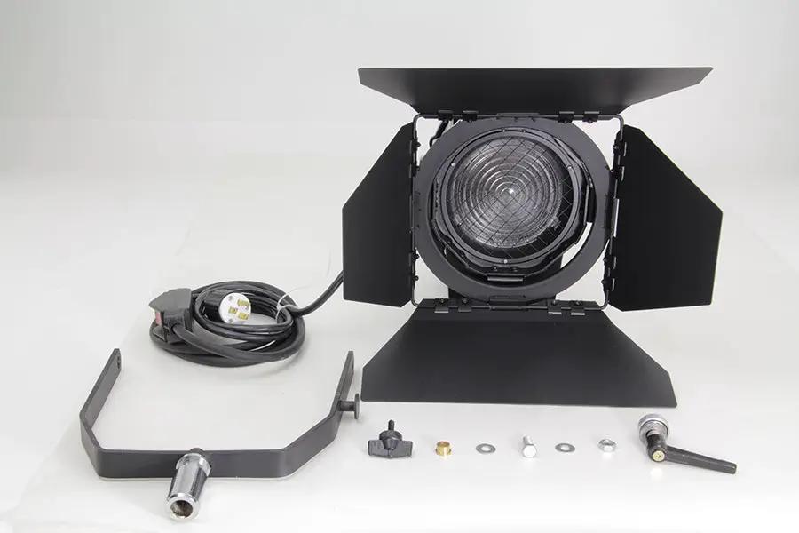 Wyatt Gatling DTW 2000 1000 Watt Tungsten Light for Studio Photography by Wyatt Gatling