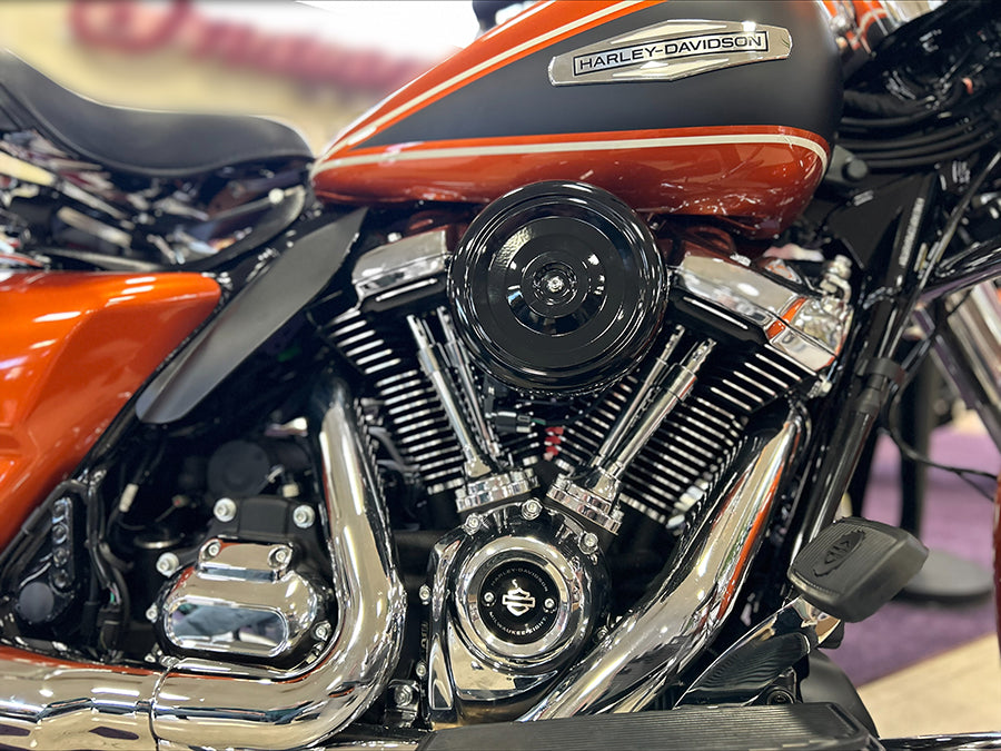 Wyatt Gatling 7 Inch Round Air Cleaner with Black Cover for Harley Davidson XL