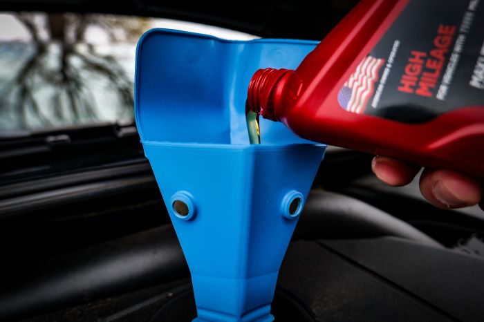 Caliber 13591 Flex & Fold Small Blue Funnel for Precise Fluid Handling