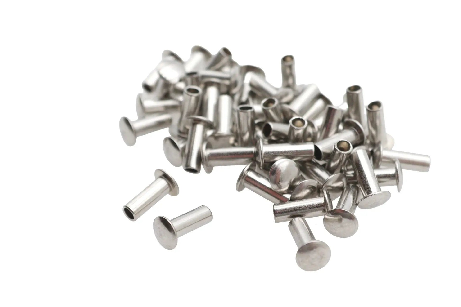 V-Twin Saddlebag Rivets 5/16 inch – Durable Hardware for Harley Saddlebags by V-Twin
