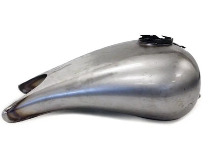 V-Twin Wyatt Gatling Stretch Touring 6.6 Gallon Gas Tank for Harley Davidson FLHT & FLHTC (2008-2013) by V-Twin