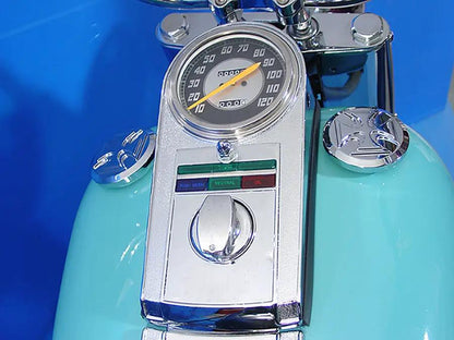 V-Twin Chrome Cast Dash Panel Kit with 1:1 Ratio Speedometer for Harley Davidson FLH (1968-1977) by V-Twin