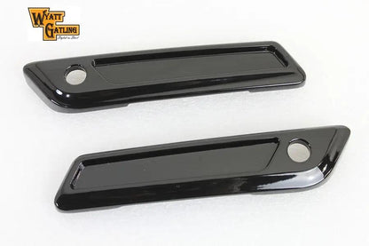 V-Twin Wyatt Gatling Saddlebag Face Plate Set Die Cast Metal for Harley Davidson FLT (2014-2023) by V-Twin