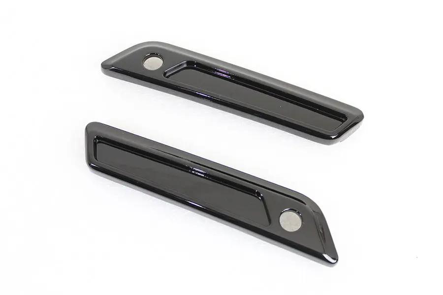 V-Twin Wyatt Gatling Saddlebag Face Plate Set Die Cast Metal for Harley Davidson FLT (2014-2023) by V-Twin