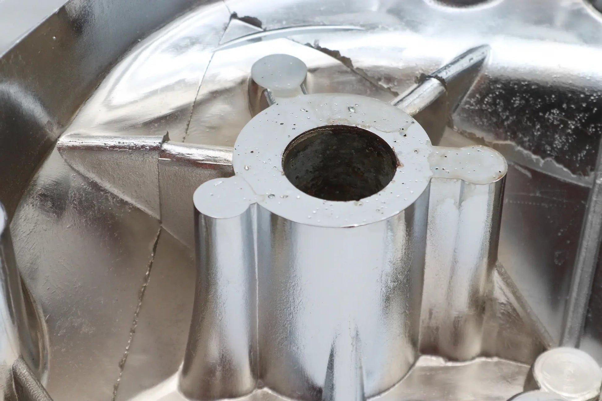 Motorshop Chrome Outer Primary Cover for Harley Davidson FLT and FLHT (Part #7822) by Motorshop