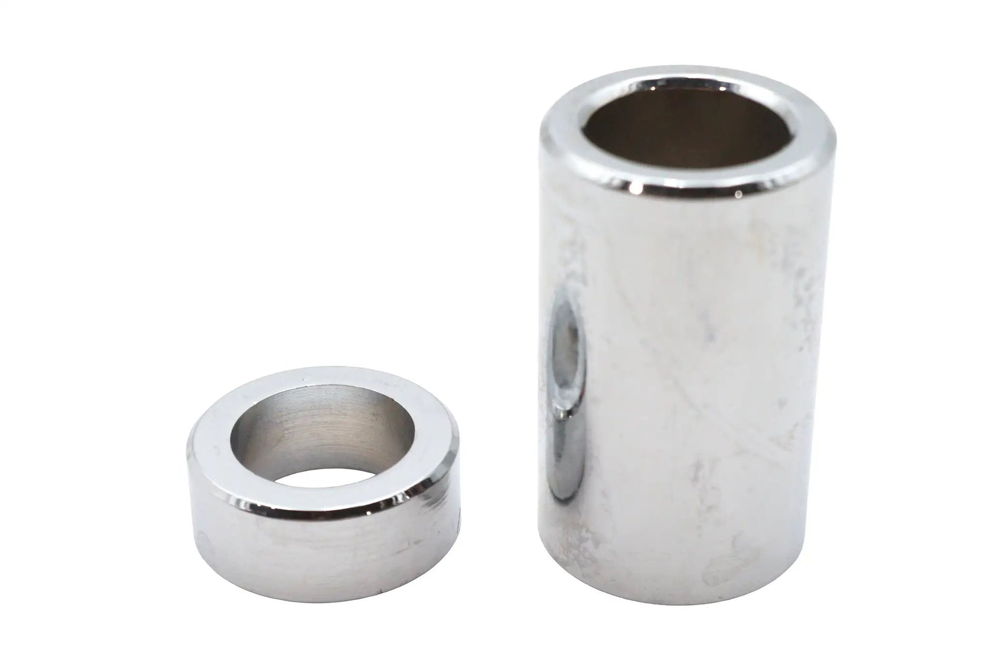 V-Twin Chrome Rear Axle Spacer Set for Harley Davidson FXST Models by V-Twin
