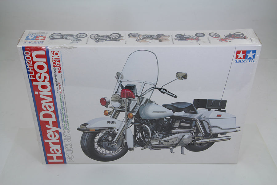 V-Twin Police 1200 Big Scale Display Model - Detailed Motorcycle Replica from USA