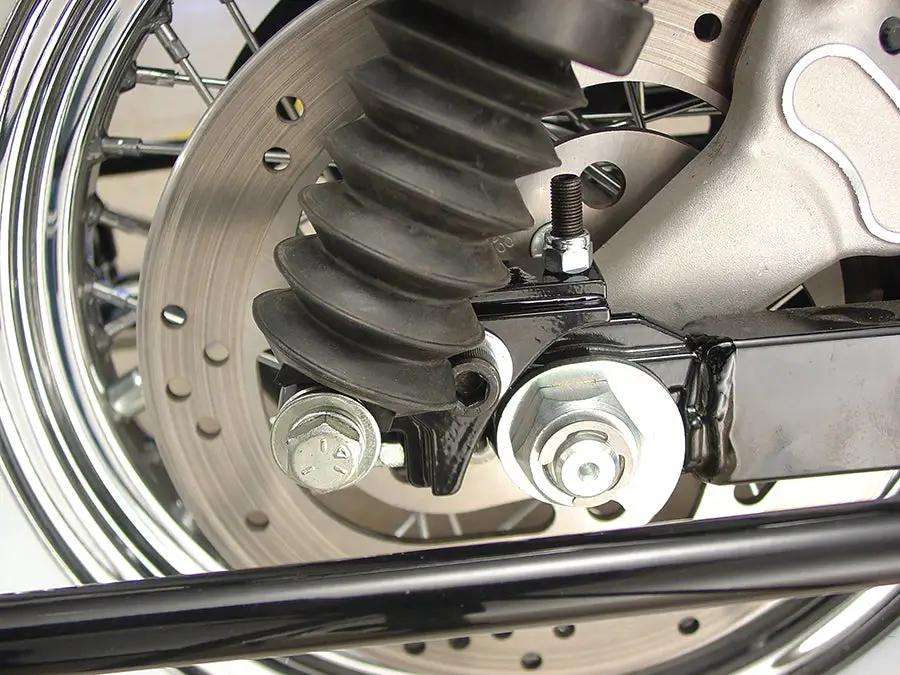 AEE Rear Shock Lowering Kit for Harley Davidson FLT and FLHT Models by AEE