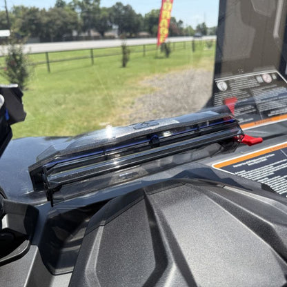 Seizmik Windshield Versa-Vent for Can-Am Maverick - Hard Coated by Seizmik, Part Number 50-55326KIT