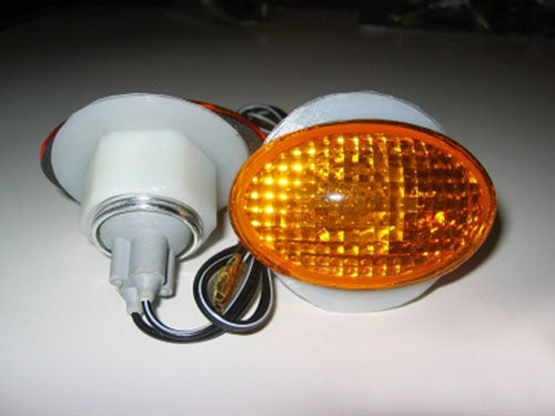K&S 25-8270 Small Flat Oval Amber Marker Lights (S/F)