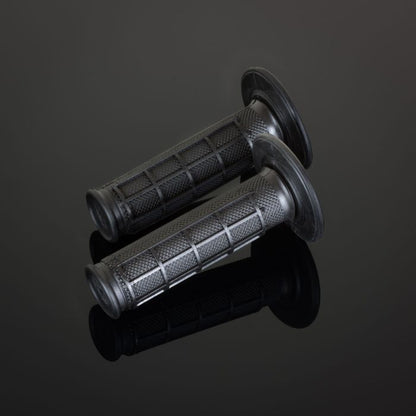 Renthal G197 Ultra Tacky Diamond/Waffle Black Motorcycle Grips
