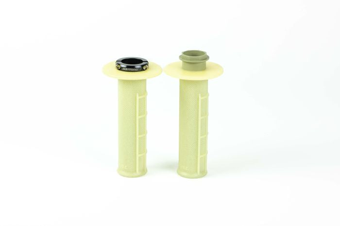 Renthal MX R-Works Lock-On Aramid Half Waffle Grips (Part G237)