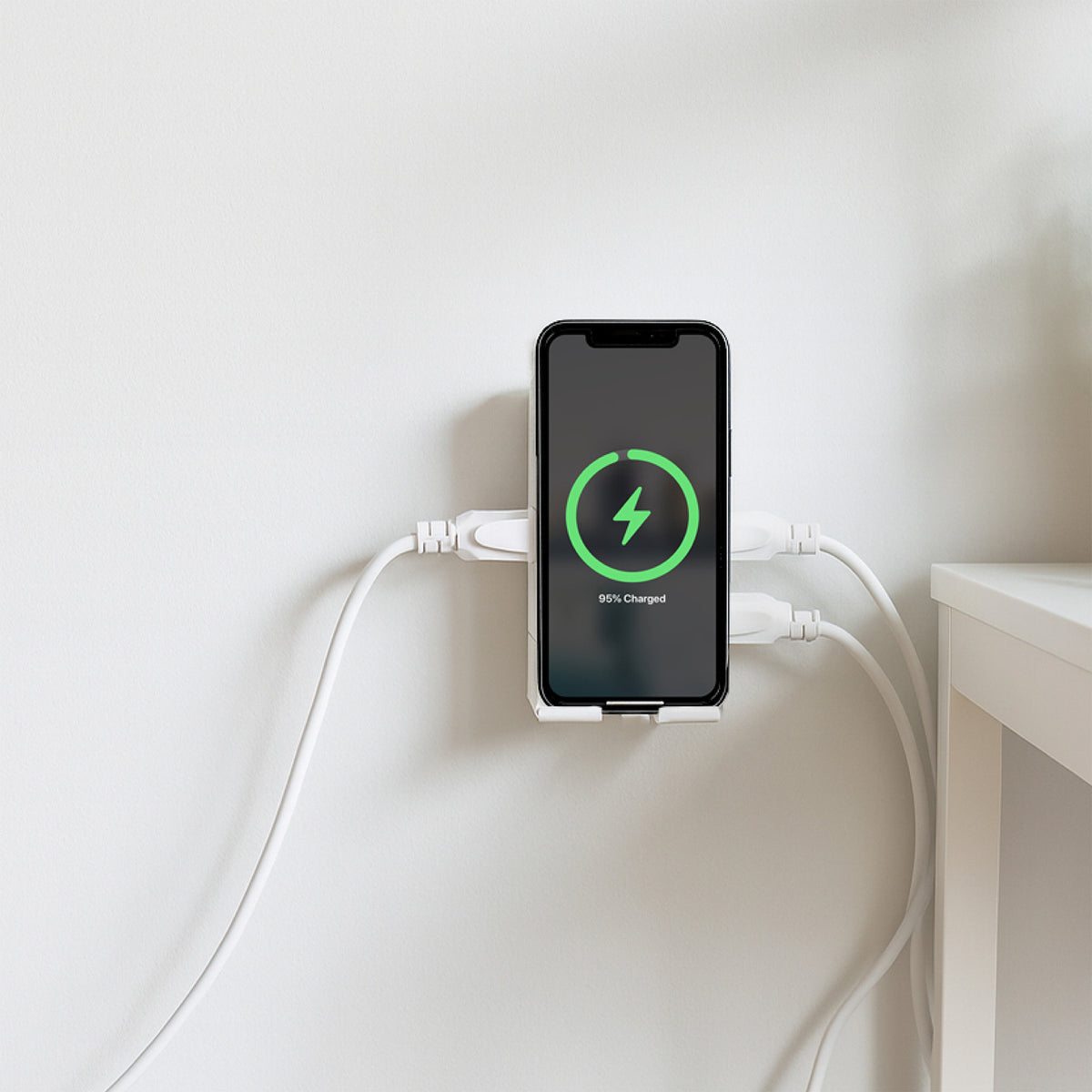 RAYOVAC SS-Q615 6-Outlet Surge Protector with Wireless Qi Charging