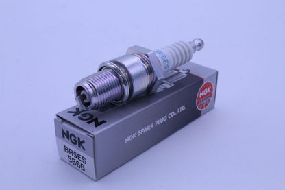 NGK BR5ES Nickel Spark Plug with 0.9mm Gap - Part Number 5866